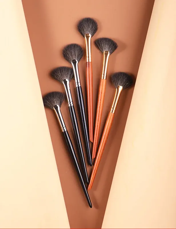 1 τεμάχιο Μικρά πινέλα μακιγιάζ με βεντάλια Highlighter Σκιά μύτης Πινέλο μακιγιάζ Blusher περίγραμμα εξαιρετικά εργαλεία ομορφιάς Τρίχες κατσίκας