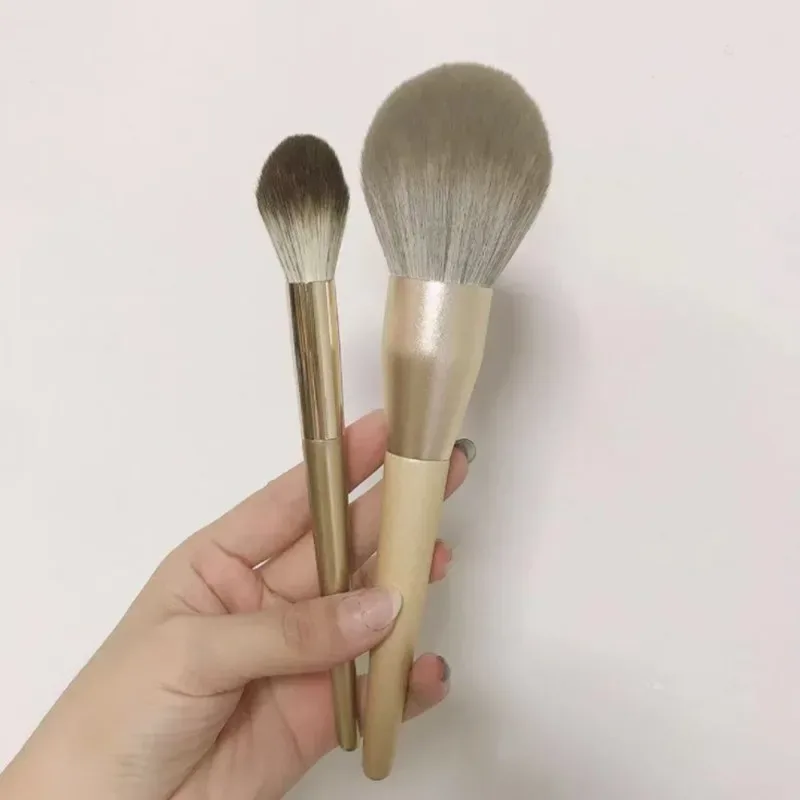 1 Buah Kuas Makeup Bubuk Besar Kontur Perona Pipi Concealer Kuas Kosmetik Foundation Alat Kecantikan Kosmetik Pinceis De Maquiag