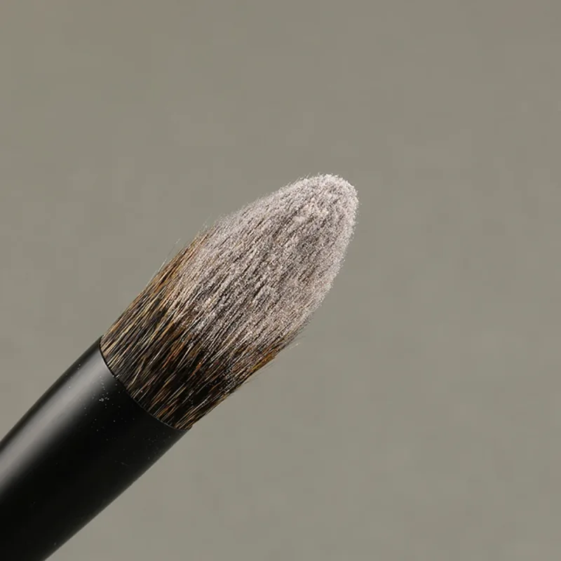 Propesyonal na Handmade Make Up Brush Z216 Tapered Highlighter Brush Portable Soft Squirrel Hair Makeup Brushes