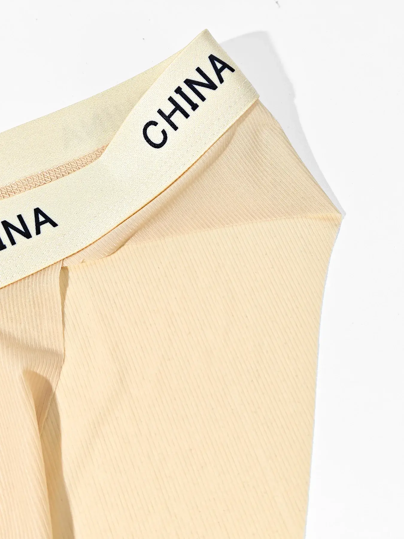 Men's Summer Ice Silk Triangle Boxer Shorts Breathable Sports Style Youth Underwear Soft Skin-Friendly Thin Briefs Fashionable