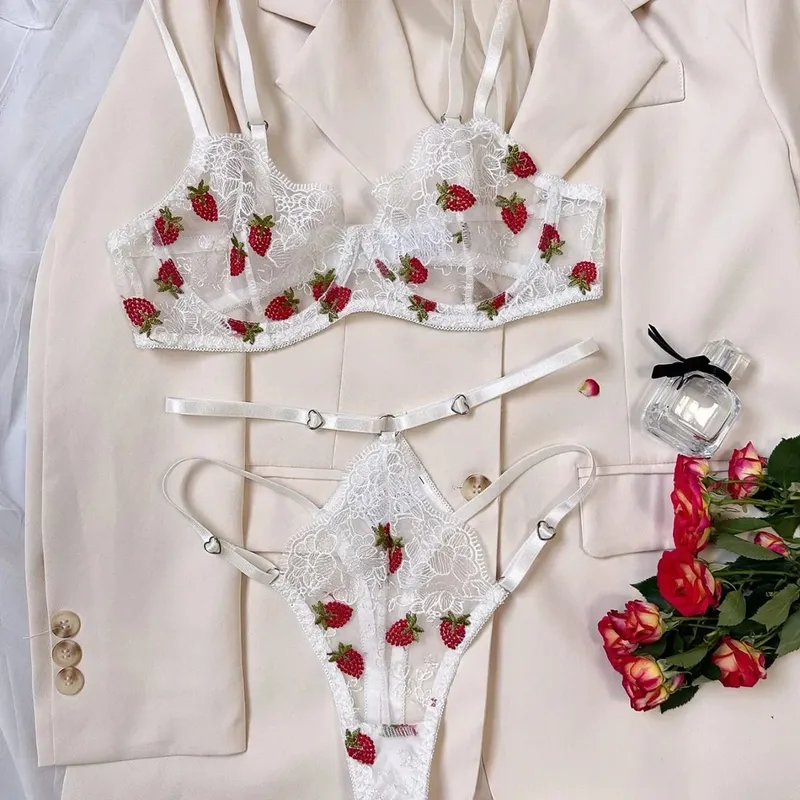 Pakaian Dalam Perspektif Bordir Stroberi Gadis Seksi dengan Cincin Baja Celana Bra Setelan Pakaian Eksotis Transparan Manis Wanita