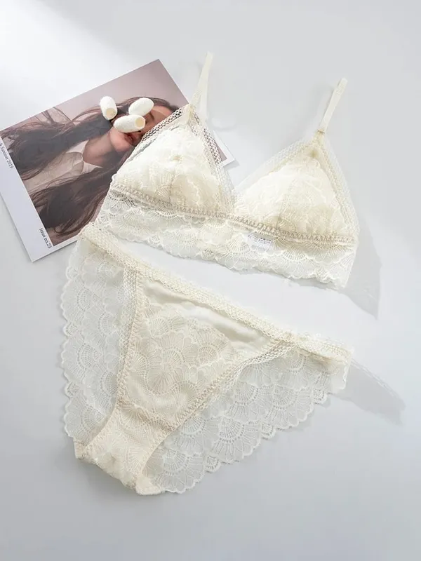 Birdtree Real Silk Bra Brief Σετ Γυναικεία Triangle Cup Εσώρουχα Χαμηλή μέση Δαντέλα Κομψά Σετ Άνοιξη 2026 Νέο A61815JF