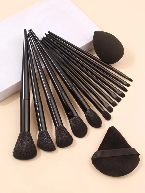 13pcs Black Makeup Brush Set Soft Powder Brush Portable+1pcs Triangular Sponge Puff+1pcs Foundation Make-up Sponge Beauty Egg
