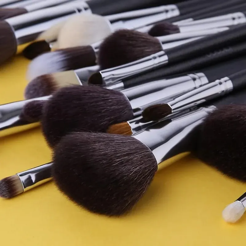 Docolor Professional Makeup Brushes Set 29pcs Natural Hair Foundation Powder Contour Eyeshadow Concealer na may PU Leather DA2901
