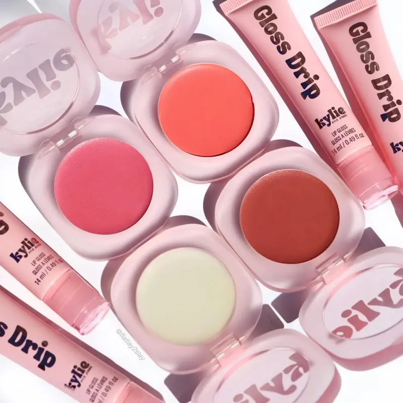 Kylie Glow Balm Multi-guna Krim Perona Pipi Dewy Pewarna Pipi Pelembab Wajah Stabilo Cahaya Alami Perona Pipi Kosmetik Rias untuk Wanita