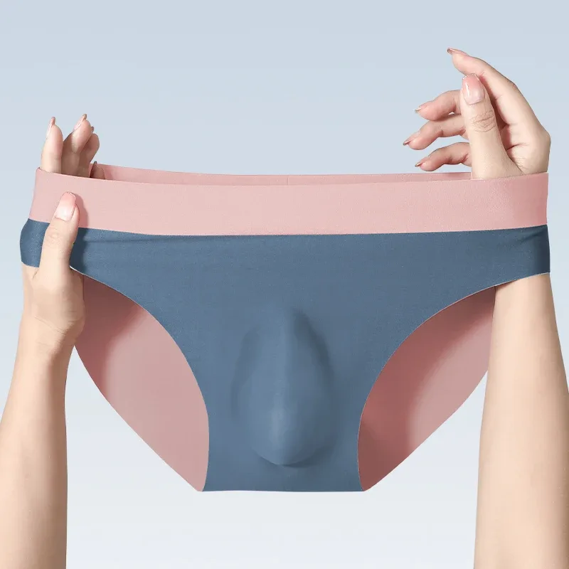 Men's ice silk seamless underwear 3D punching triangle shorts summer thin underpants boys sports shorts