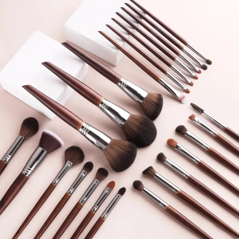 24 na makeup brush na may mga kahoy na hawakan Natural na Makeup Brushes Set Eyeshadow Make Up Brush Hair Kit para sa Makeup nabor kistey Blendi
