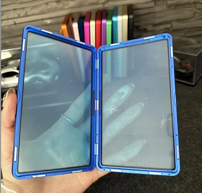 Casing Logam Tempat Pelindung Kartu Perdagangan Aloi Aluminium Warna Gradien Multiwarna untuk Kartu Bertingkat 35PT PSA CGC