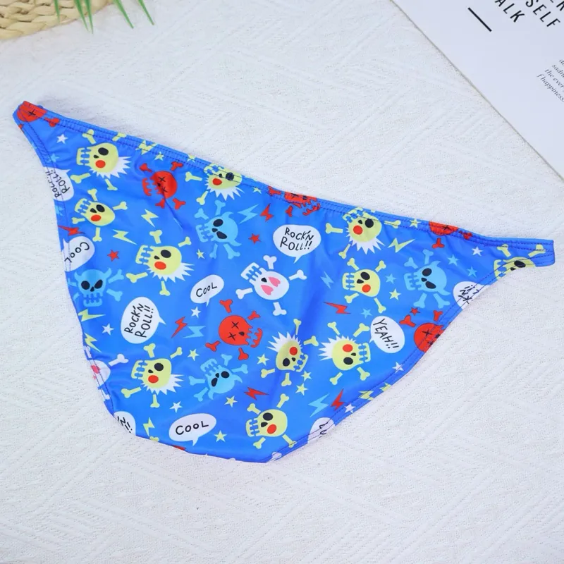 Men\'s Low Rise Underwear Briefs with Big Bulge Pouch and Skull Print Design Comfortable Stretch Fabric for Daily Wear