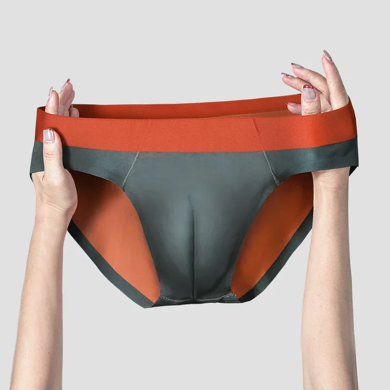 Men's ice silk seamless underwear, breathable triangle pants, summer thin sporty low-waist sexy short slit