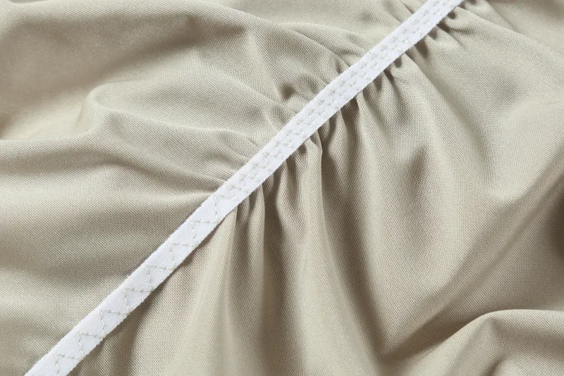 Men's Low Rise Gym Briefs Smooth Satin Sport Training Underwear Bodybuilding Ultra Thin Quick Dry Fitness Workout Butt-lifting