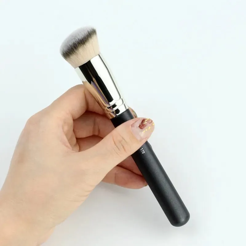 1pc M-serie make-upborstels Poedercontour Oogschaduw Make-upborstel Dierenhaar Houten handvat Hoge kwaliteit cosmetisch hulpmiddel Kunstenaar