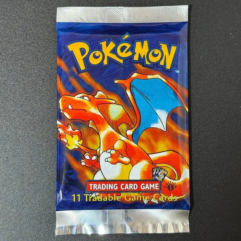 1ST Edition Base Set 1999 Booster Pack TCG Base Set Απεριόριστες κάρτες παιχνιδιών Pokemon Charizard Blastoise Venusaur PTCG Collectible