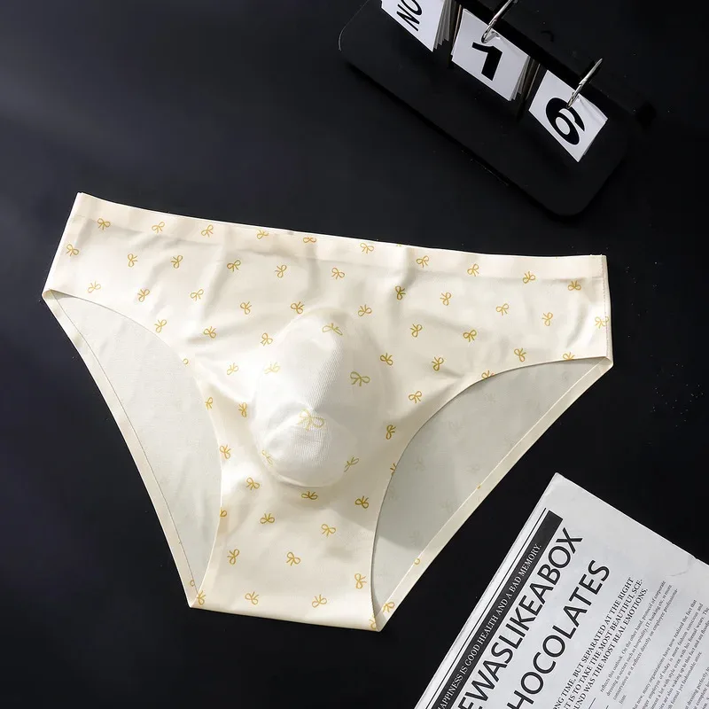 Male Seamless Ice Silk Briefs Cute Heart Bowknot Print 3D Molded Pouch Low Rise Soft Breathable Men Underpants