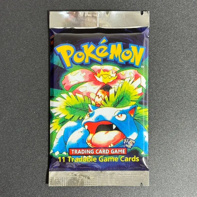 1ST Edition Base Set 1999 Booster Pack TCG Base Set Απεριόριστες κάρτες παιχνιδιών Pokemon Charizard Blastoise Venusaur PTCG Collectible