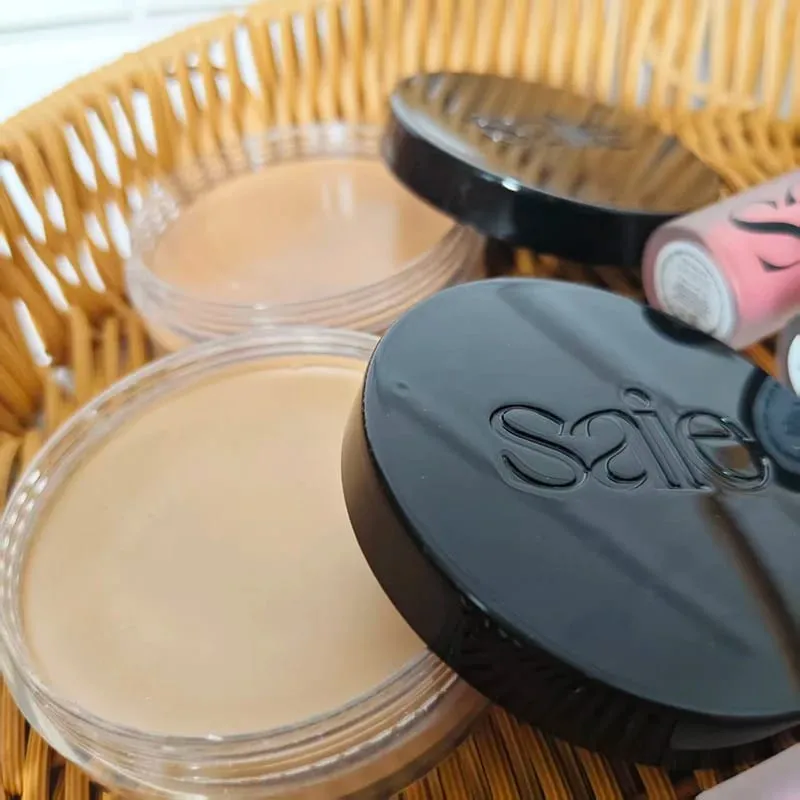 Fashion Saie Glitter Hydration Liquid Powder Blusher Moisturizing Liquid High Gloss Facial Contour Cream Products Makeup