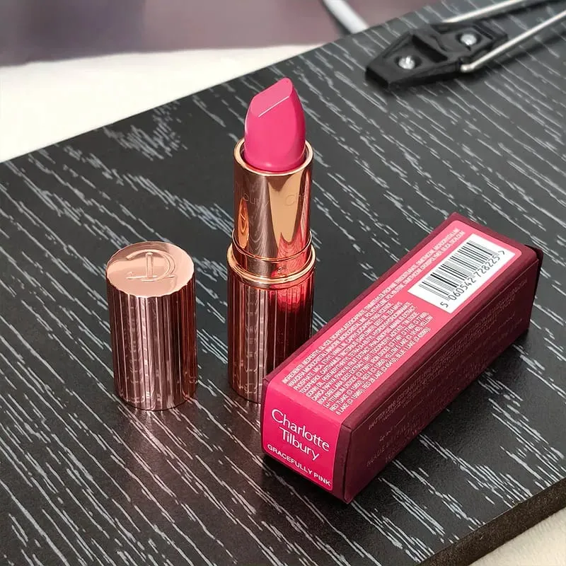 Νέο Charlotte Tilbury Two Color σε σχήμα καρδιάς Powder Blusher Setting Spray Oil Control Powder Blusher Air Cushion Pen Cosmetic
