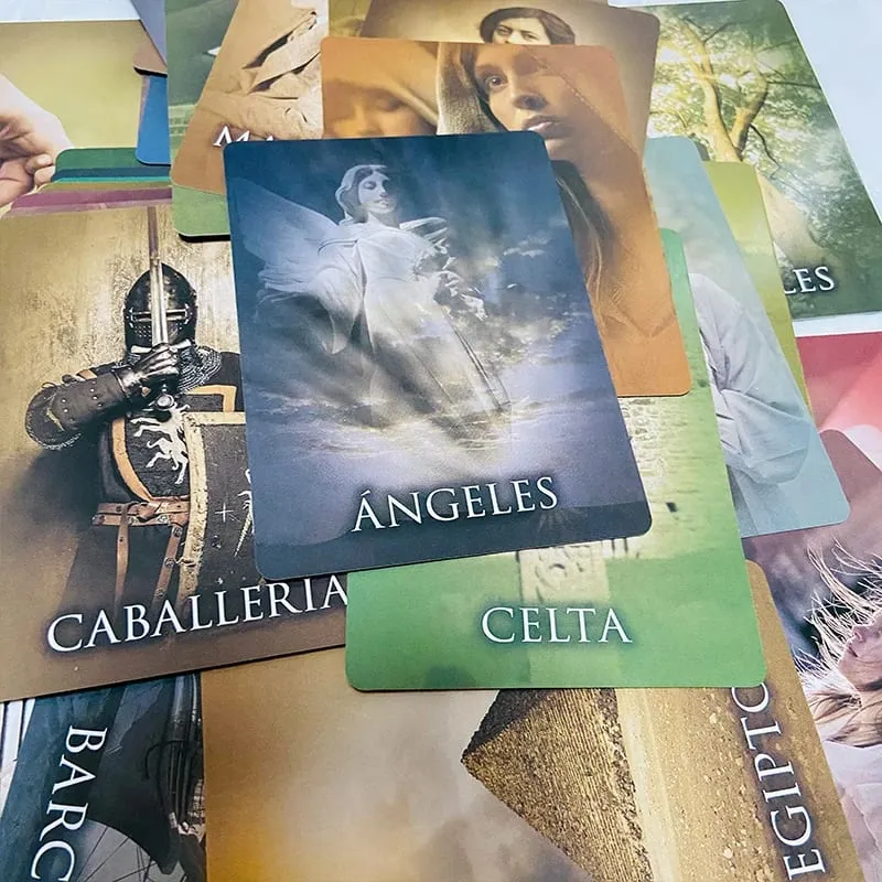 Past Life Oracle Cards 44 τμχ Ισπανική Έκδοση Επιτραπέζια Παιχνίδια Oracle Deck