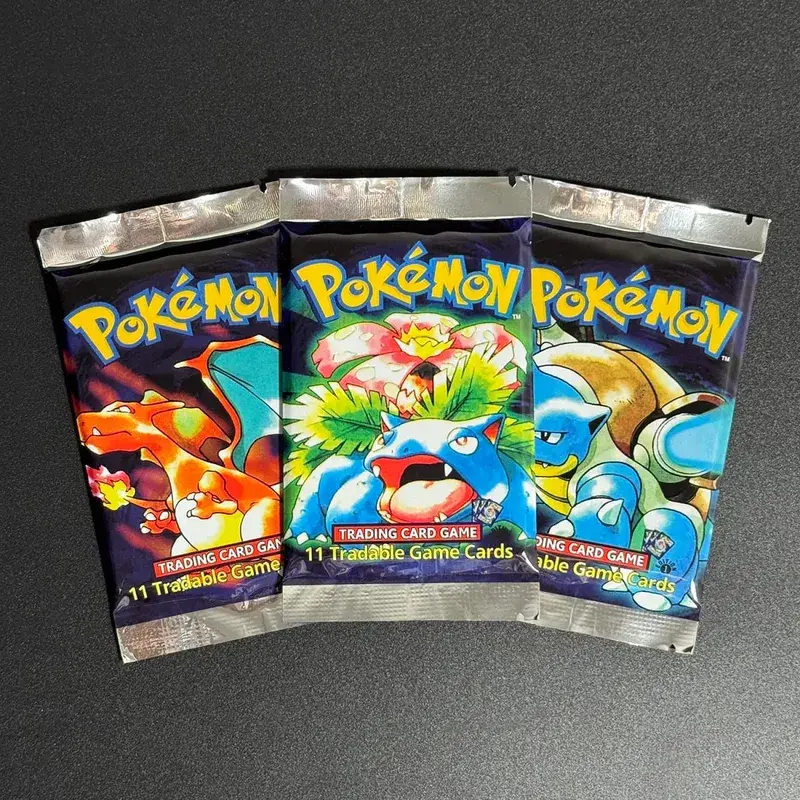 1ST Edition Base Set 1999 Booster Pack TCG Base Set Απεριόριστες κάρτες παιχνιδιών Pokemon Charizard Blastoise Venusaur PTCG Collectible