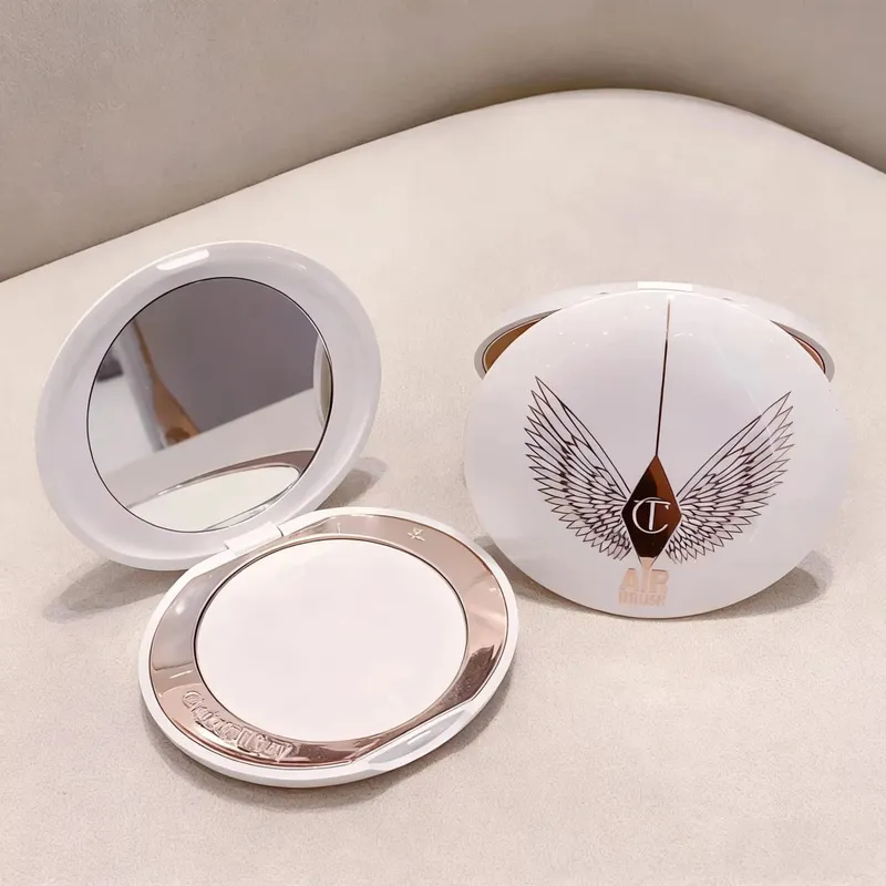 Charlotte Tilbury Starlight Powder Compact And Concealer Medium to Full Coverage Brightening Waterproof Hydrating Dewy Finish — image 3