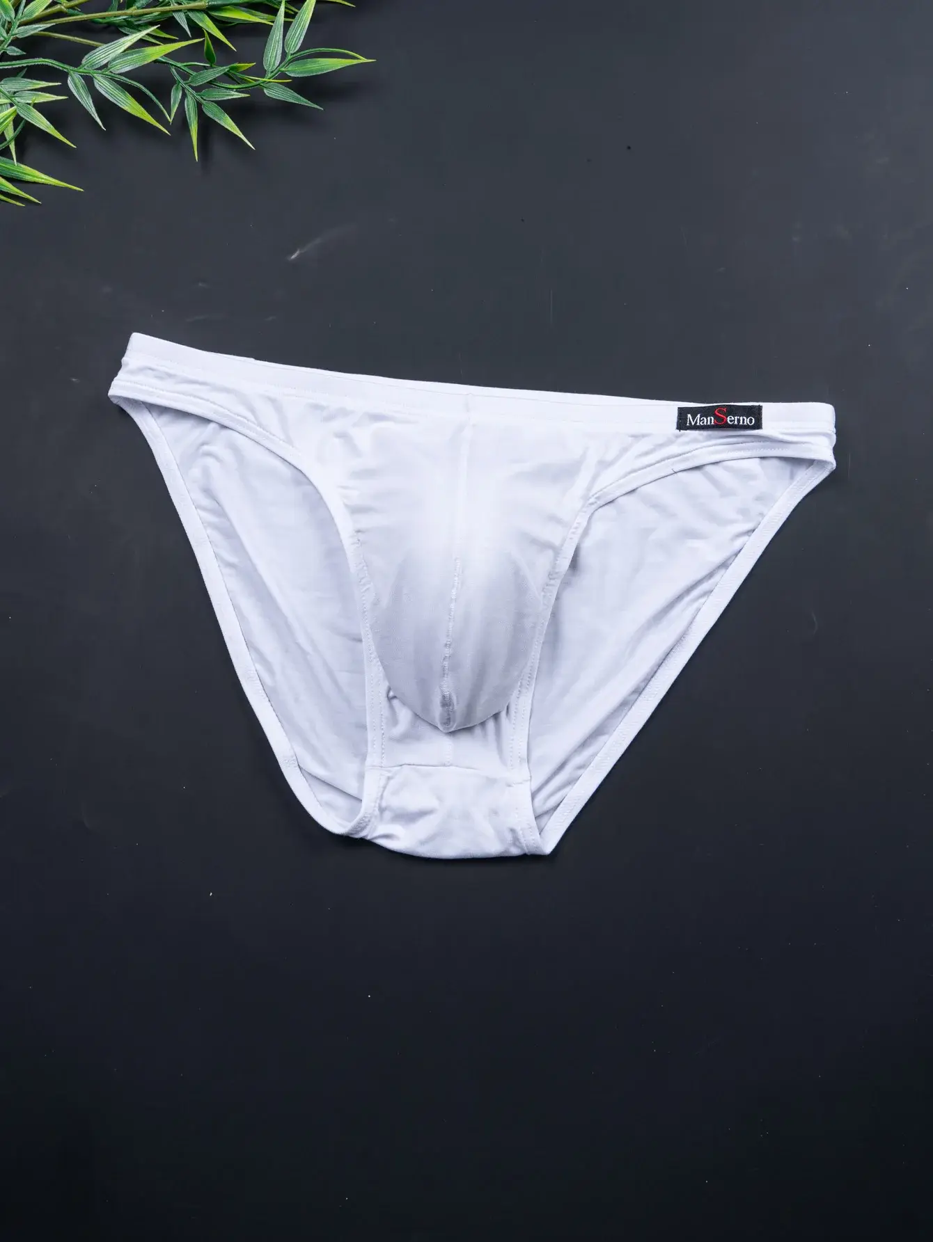 [Men's Briefs] 3-Pack Bamboo Fiber Random Men's Briefs, Simple and Stylish, Suitable for Outdoor Casual Wear, Breathable and Comfortable, Wearable in All Seasons, Soft and Stretchy Men's Underwear