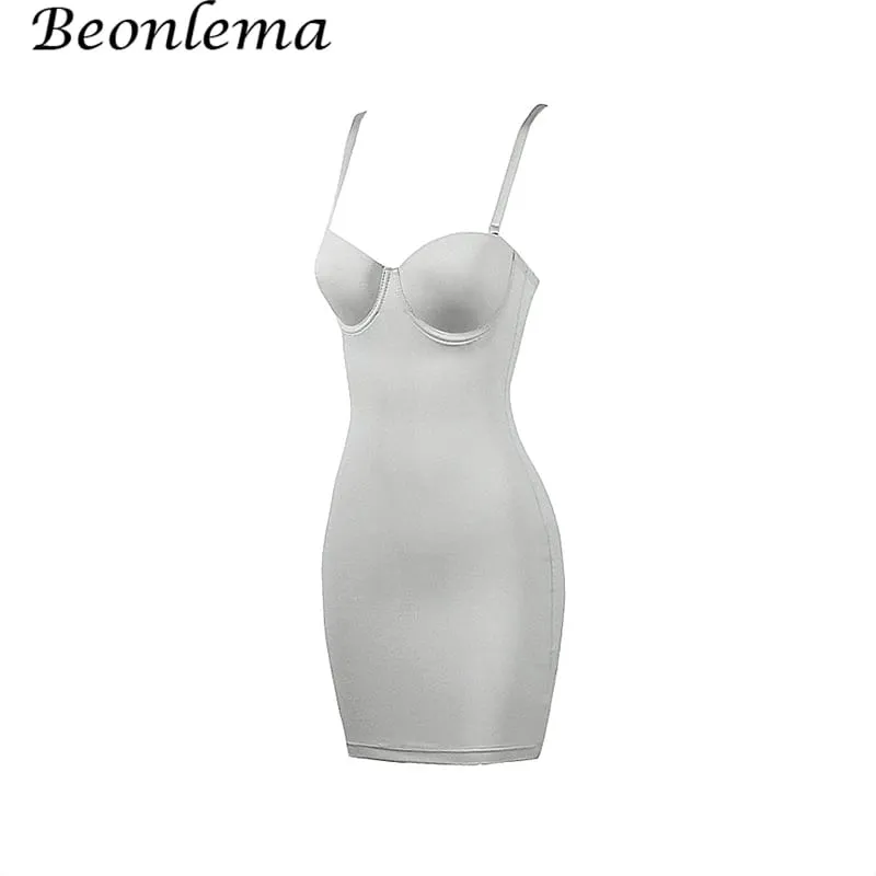 שמלת Bodycon קצרה ללא משענת סקיני רצועות מוצקות קז'ואל סקסית ללא שרוולים קיץ גבוהה מותן מועדון מיני שמלות דקות נשים בייסיק