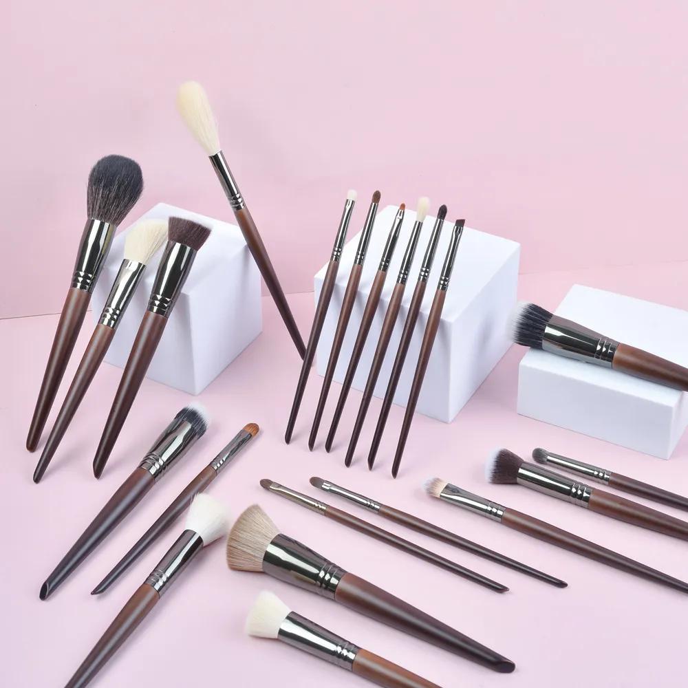 Set Kuas Rias OVW Kit Kuas Rias Eye Shadow Concealer Perona Pipi Kabuki Bubuk Telur Spons Puff Kecantikan