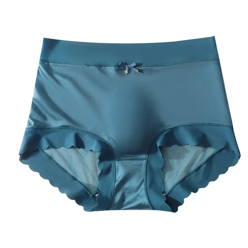 Men's Seamless Ice Silk Briefs 3D Contour Pouch Mid Waist Satin Smooth Scalloped Edge Ultra Thin Male Underwear