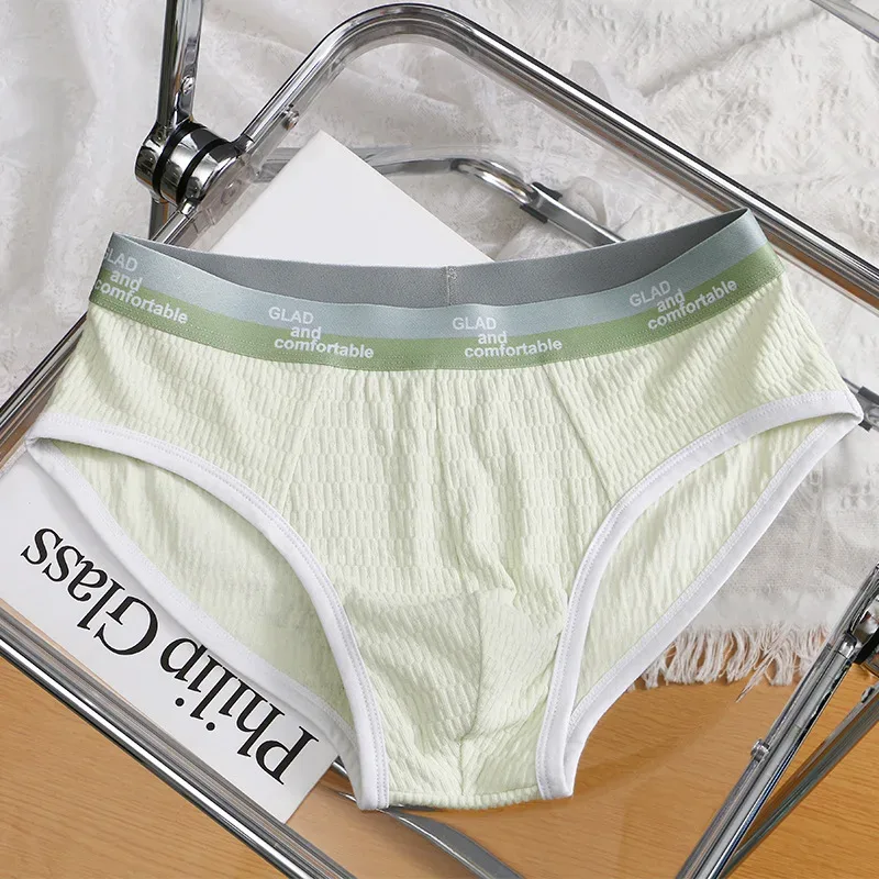 Summer New Men's Solid Color Cotton Briefs, Minimalist Breathable Thin Underwear, Trendy Trunks Male Bikini Underpants