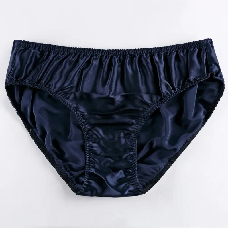 100% Mulberry Silk Men Sexy Underwear Wrinkle Briefs Breathable Male Panties Pure Silk Trigonometric Soft Man Underpants Summer