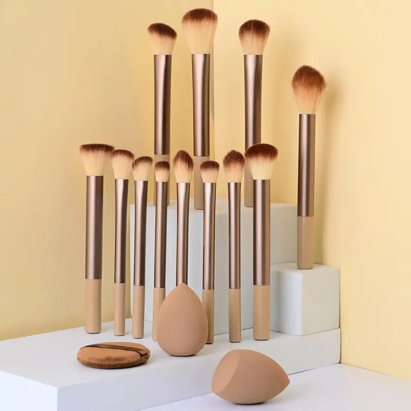 15Pcs Makeup Brushes Set Malambot Mukha Eye Cosmetic Brushes May Beauty Sponge Powder Puff Kumpletong Makeup Tool Kit