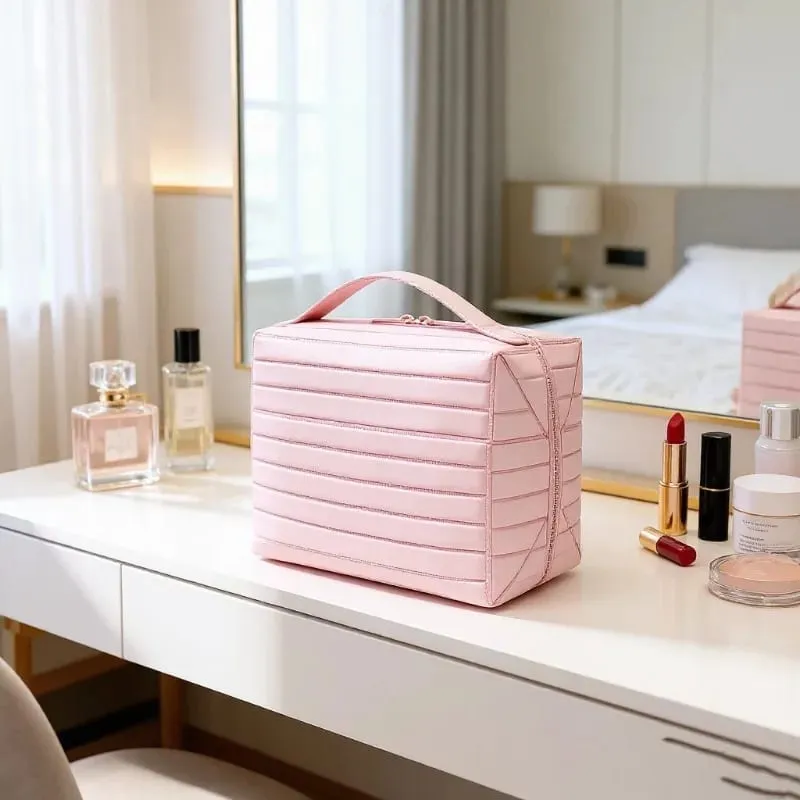 Tas Rias Perjalanan Lipat Bawah Tas Perlengkapan Mandi Besar Tahan Air Organizer Kosmetik Gantung dengan Kompartemen Tanpa Tumpah untuk Penggunaan Rias