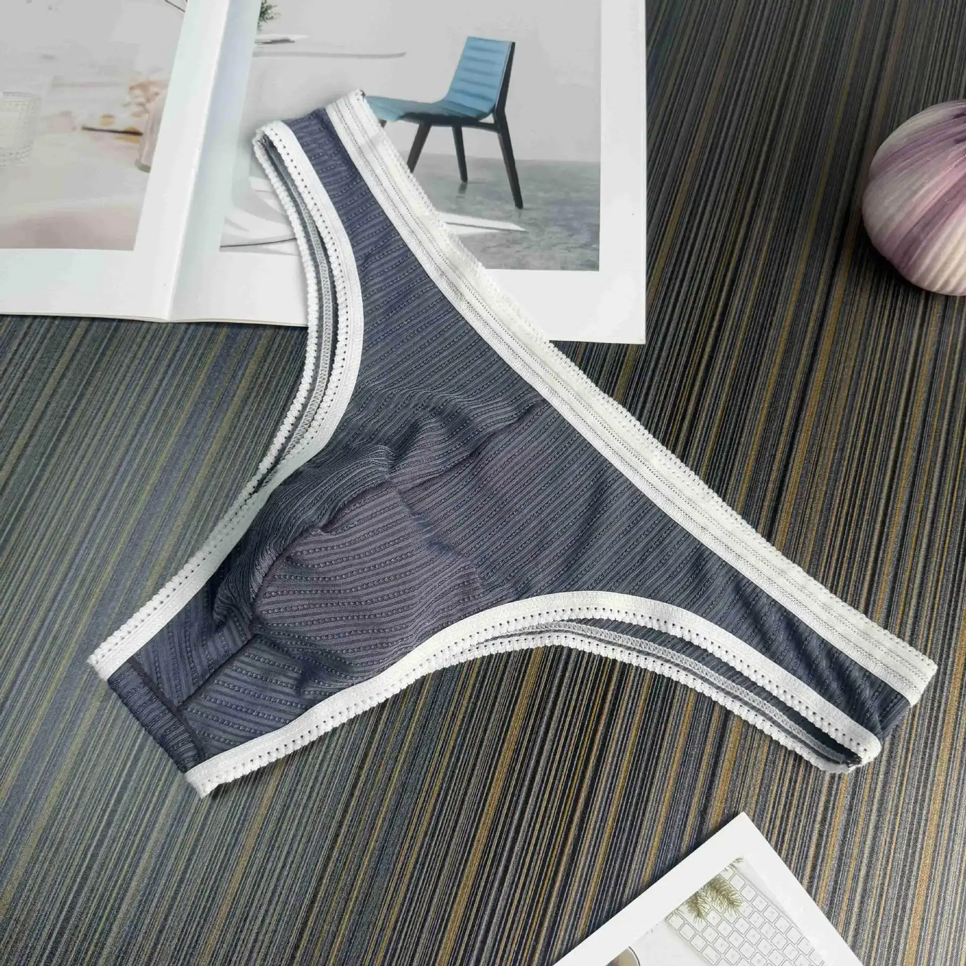 New Men Triangle Briefs Comfortable Breathable Sexy Underwear Large Pouch Solid Color