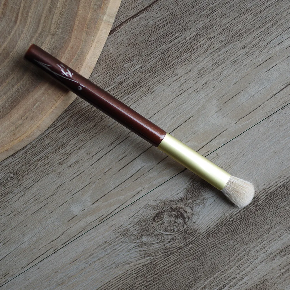 Zachte Saikoho Geit Rode Vos Haar SD06 Professionele Handgemaakte Make-up Kwast Schuine Oogschaduw Borstel Cosmetische Tool Make-up Kwasten — image 2