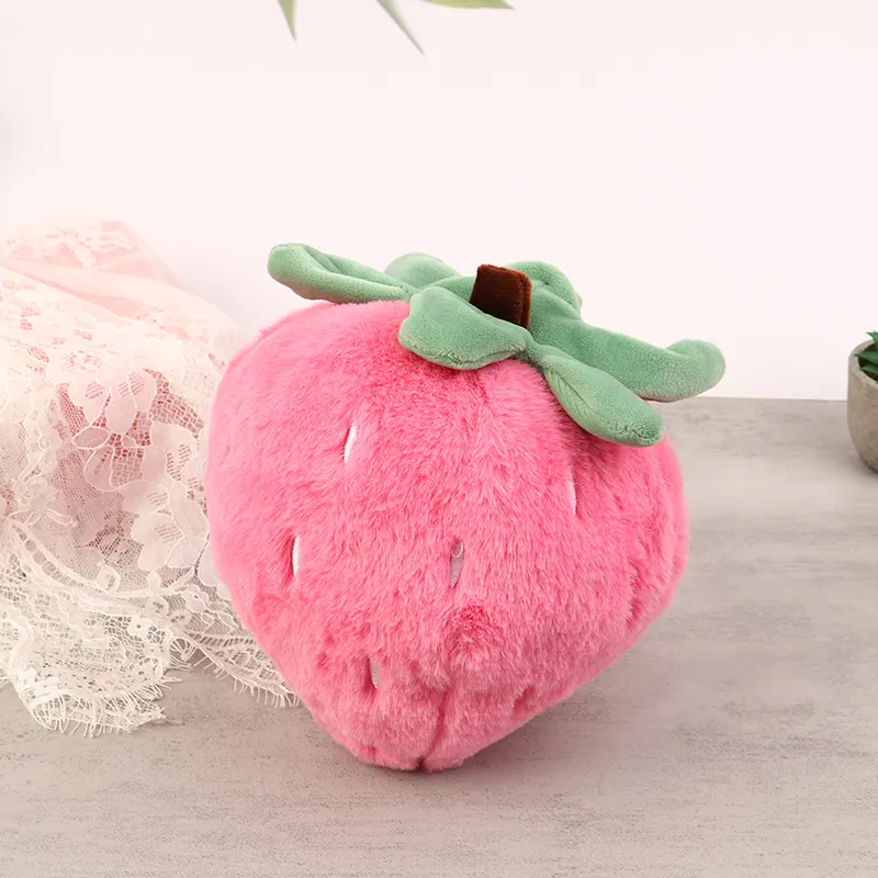 Mainan Bantal Stroberi Super Lembut Kreatif Ringan Boneka Bantal Stroberi Lucu Ornamen Boneka Dekoratif Rumah untuk Hadiah Anak Perempuan