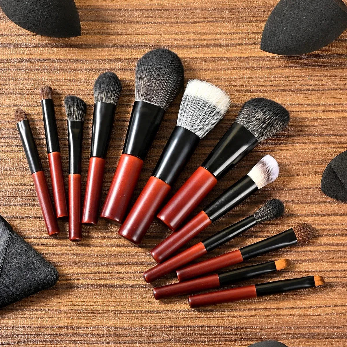 13 Buah Set Kuas Rias Walnut Ukuran Perjalanan Profesional Tanpa Gudang Kuas Rias Mini Tan dengan Kotak