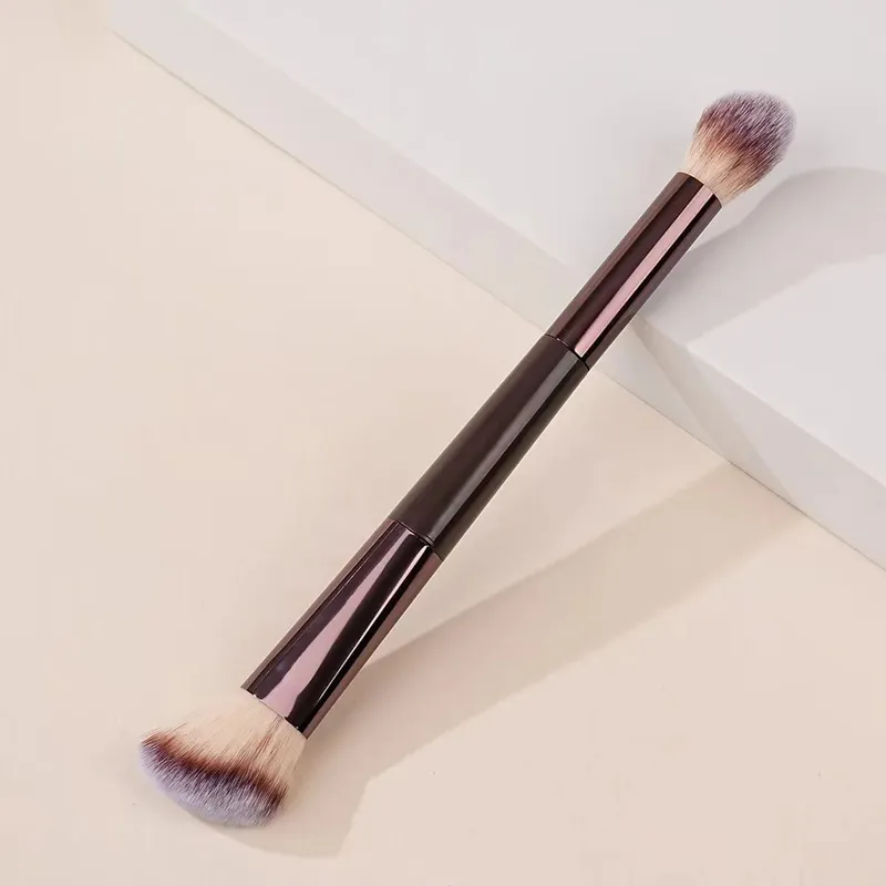 1pc Naiuurong Blush Brush Kabuki Foundation Brush Soft Fluffy Powder Contour Makeup Brushes Portable Makeup Tools