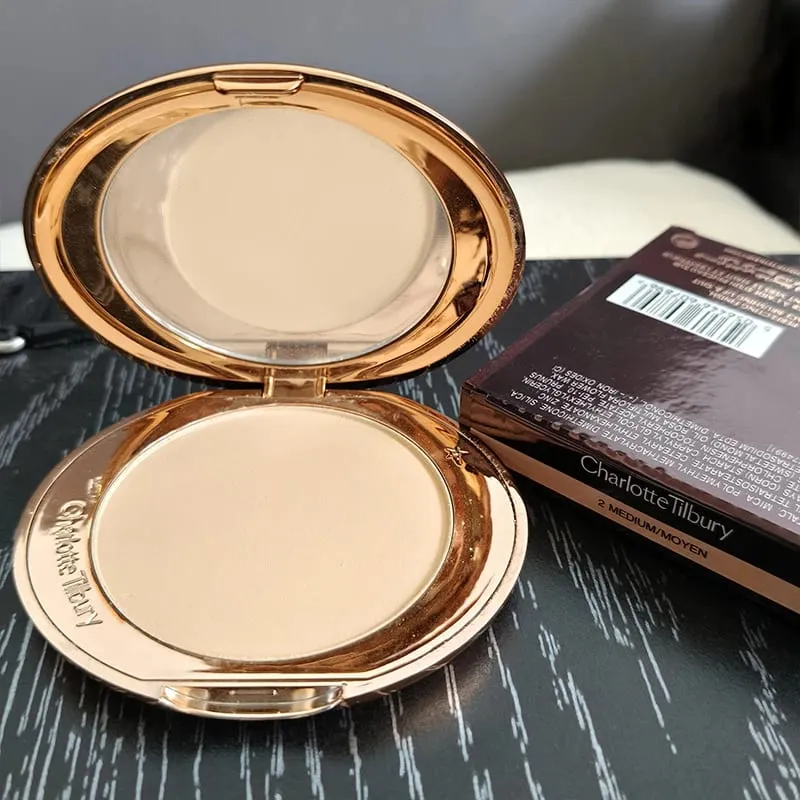 Set Rias CT Terlaris Palet Eyeshadow Empat Warna Bedak Pengaturan Matte Kosmetik Lipstik Kelas Atas Efek Concealer Wajah