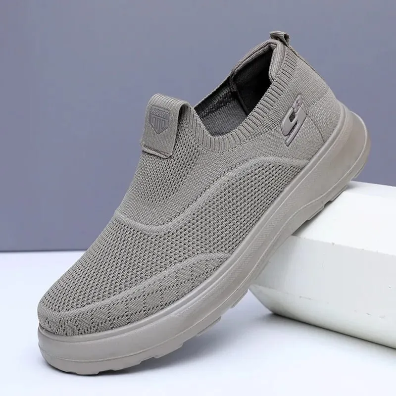 Men's Breathable Mesh Sneakers Lightweight Knit Upper Comfortable Soft Sole Non-slip Casual Walking Shoes Fashion Versatile