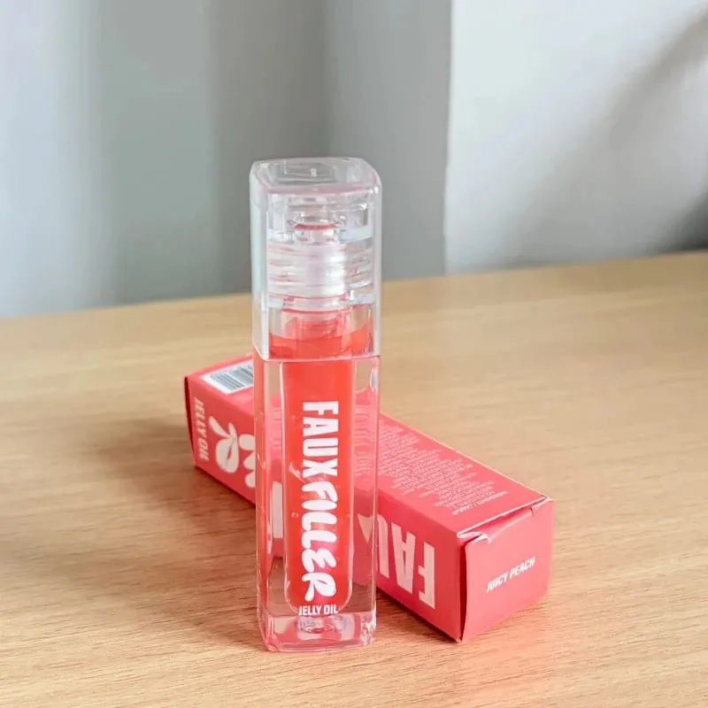 Το δημοφιλές Lip Gloss είναι λείο και εύκολο στην εφαρμογή Ματ αντικολλητικό Cup Powder Is fine and μακράς διαρκείας Μακιγιάζ 4 Color Blusher