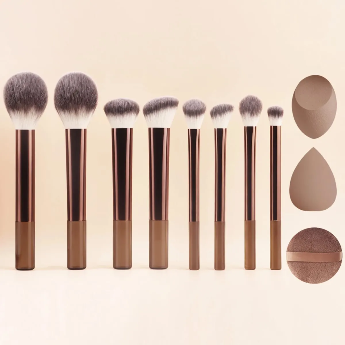 8 Buah Set Kuas Rias Kopi Coklat Kuas Eyeshadow Foundation Perona Pipi Bedak dengan Puff Segitiga