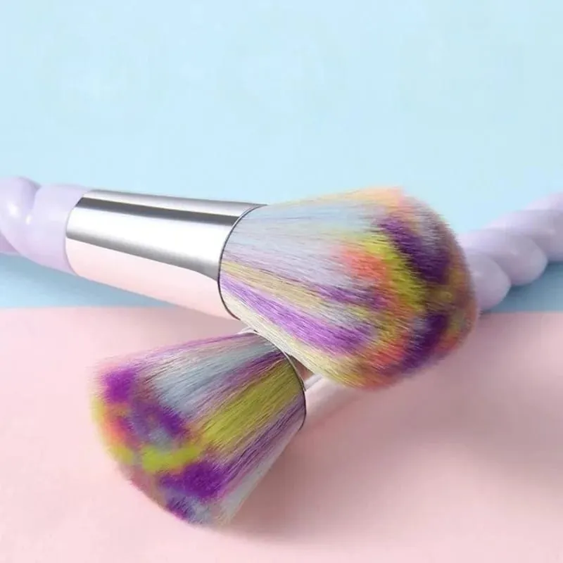 Πολύχρωμο σετ πινέλων μακιγιάζ 10 τεμαχίων Concealer πινέλα με κρυστάλλινη λαβή Εργαλεία καλλυντικών ομορφιάς Εργαλεία μακιγιάζ