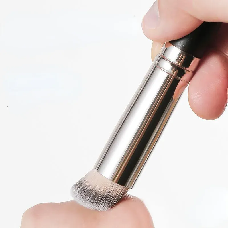 Kuas Concealer Foundation Kuas Perona Pipi Kontur Premium Kuas Rias Wajah Padat Di Bawah Mata Sempurna Kuas Lembut untuk Memadukan