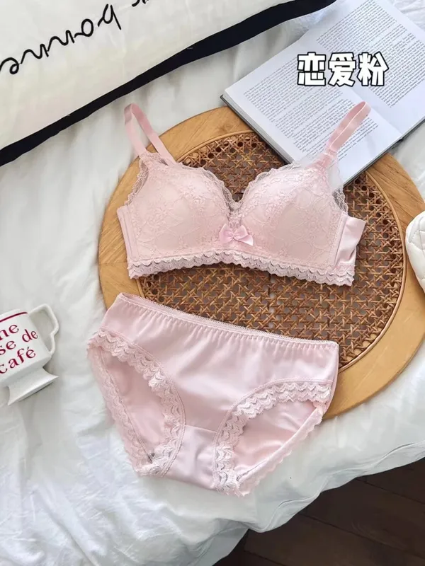 ​Japán anime csipke melltartó szett Push Up vezeték nélküli bralette kis mell, varrat nélküli szexi háromszög kupa fehérnemű szett tavaszi nyár MOYISU