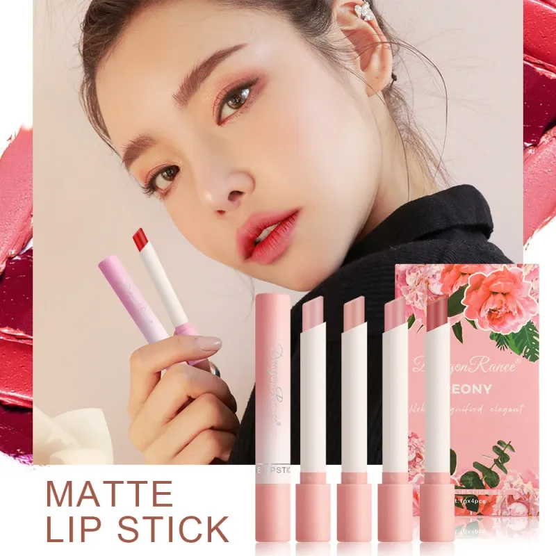 Σετ κραγιόν τσιγάρων 4 τμχ Velvet Matte Lip Gloss Αδιάβροχο Smoke Lip Stick σέξι Κόκκινη απόχρωση χειλιών Γοητευτικό μακιγιάζ για τα χείλη