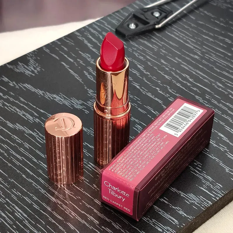 Νέο Charlotte Tilbury Two Color σε σχήμα καρδιάς Powder Blusher Setting Spray Oil Control Powder Blusher Air Cushion Pen Cosmetic