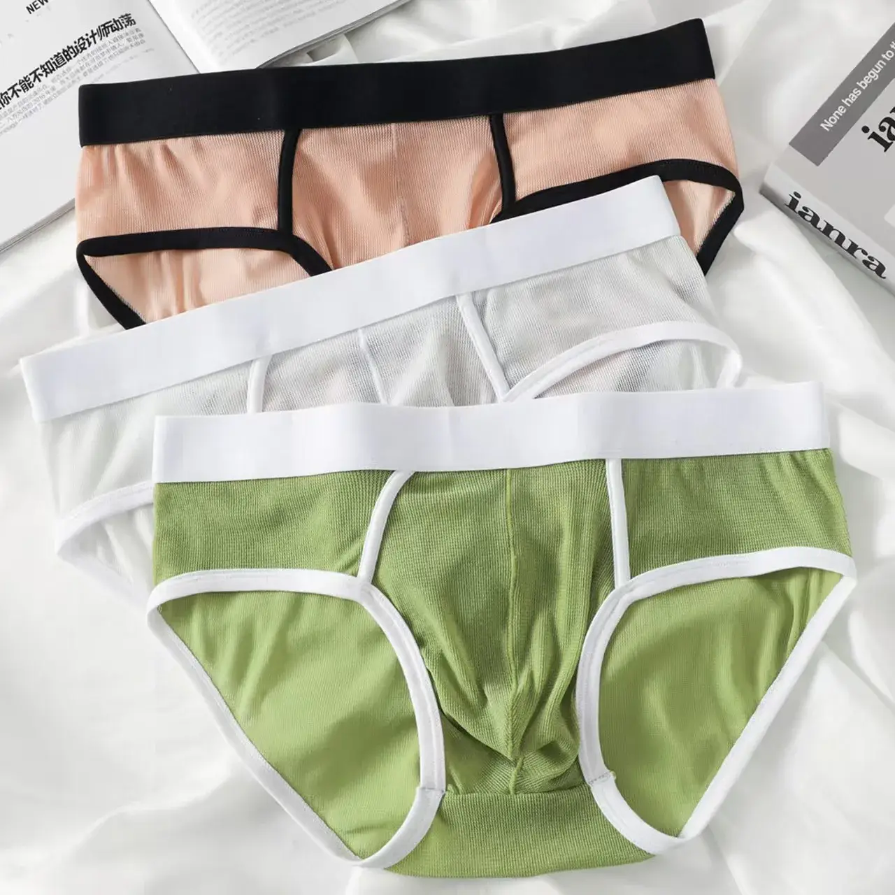 Men Ultra-thin Briefs Sexy Underwear Man Low Rise Mini Bikini cuecas Soft Underpants Homem Panties Comfortable 3256812309290130