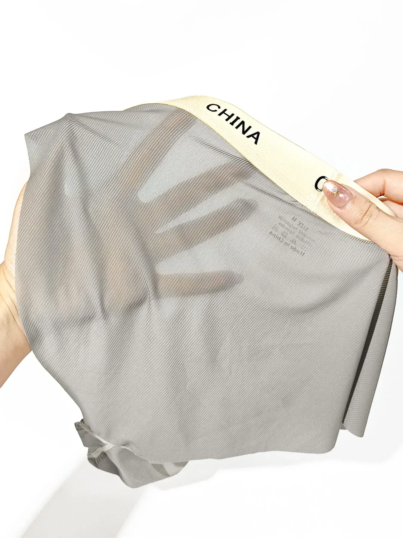 Men's Summer Ice Silk Triangle Boxer Shorts Breathable Sports Style Youth Underwear Soft Skin-Friendly Thin Briefs Fashionable