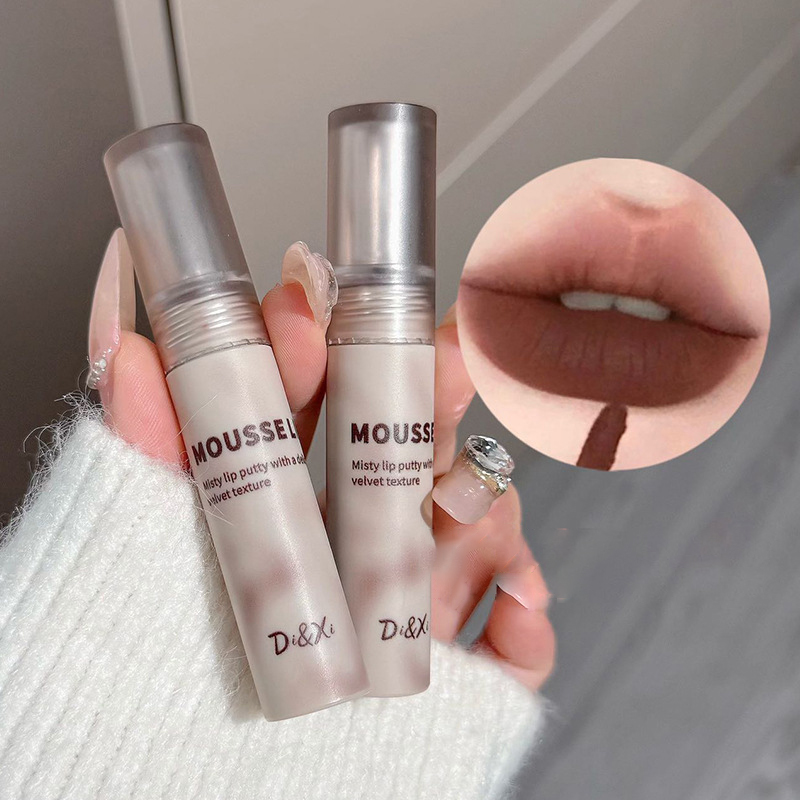 Γοτθικό ματ μαύρο κραγιόν Αδιάβροχο μους Lip Mud Nude Καφέ κραγιόν Σκούρο μωβ Punk Lip Gloss Μακιγιάζ Αντικολλητικό Lips Tint