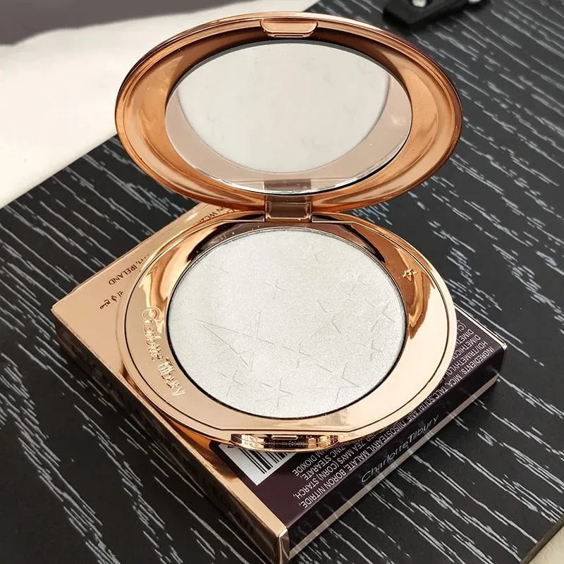 Set Rias CT Terlaris Palet Eyeshadow Empat Warna Bedak Pengaturan Matte Kosmetik Lipstik Kelas Atas Efek Concealer Wajah